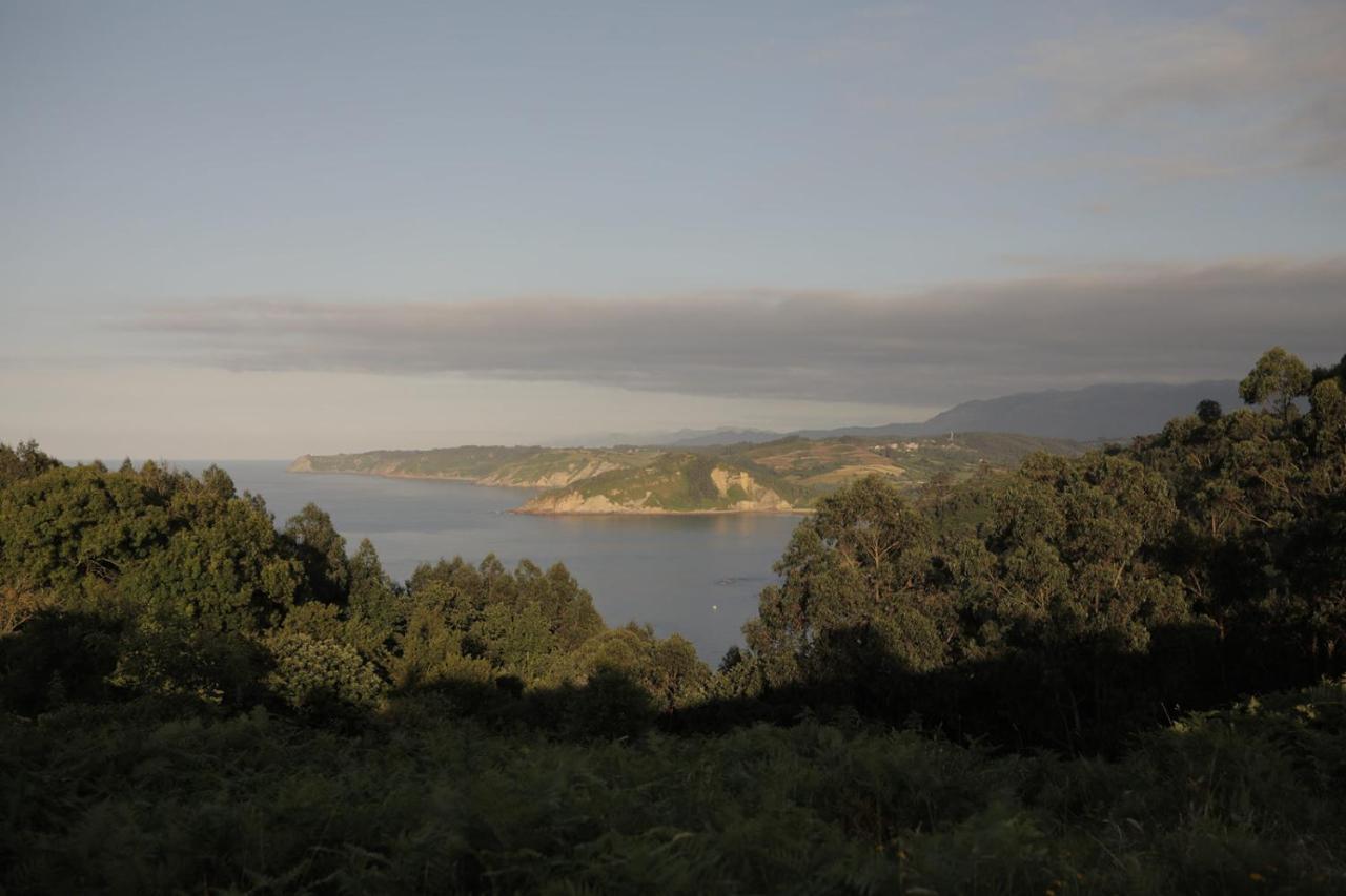 El Faro Unkempt - Tazones Villar  Экстерьер фото